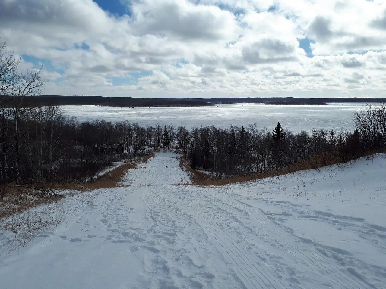 Frozen Kenosee Lake from the tobogganing hill, February 2018